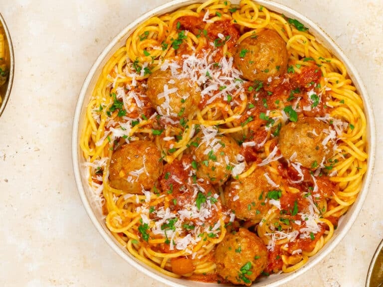 Spaghetti and meatballs