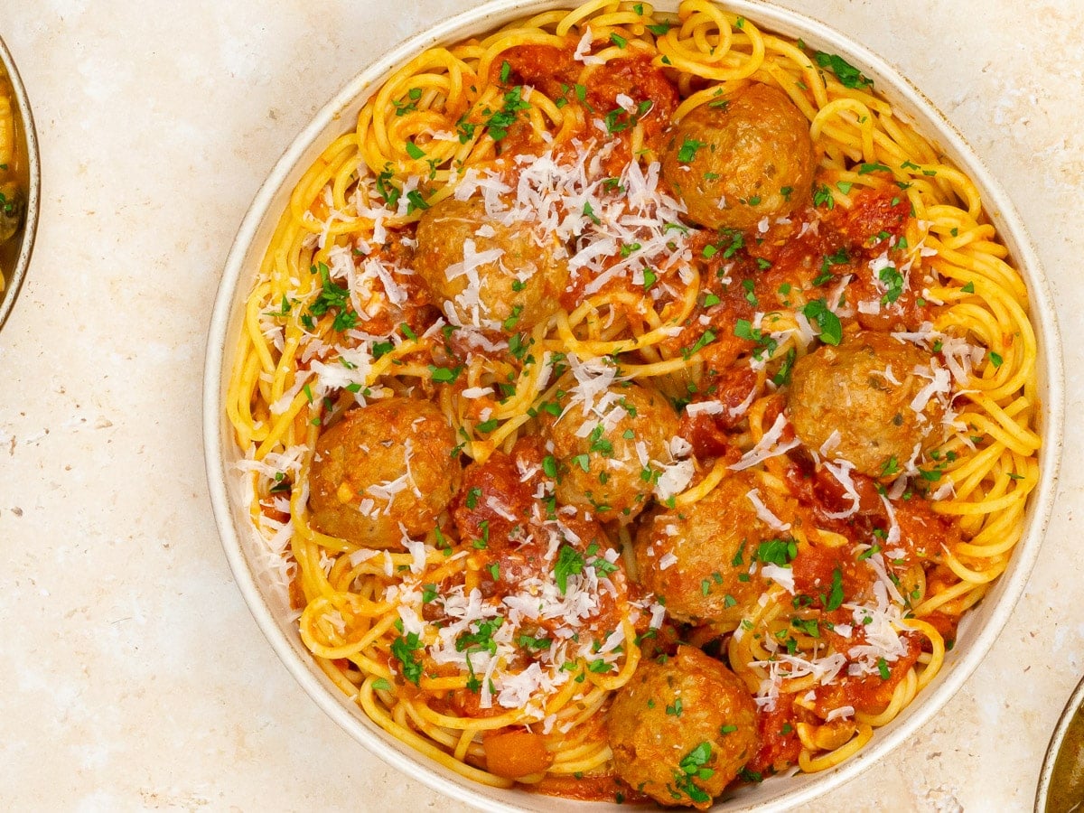 Spaghetti and meatballs