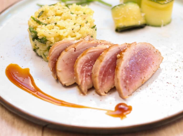 Tuna steak