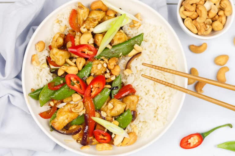 Cashew chicken stir-fry