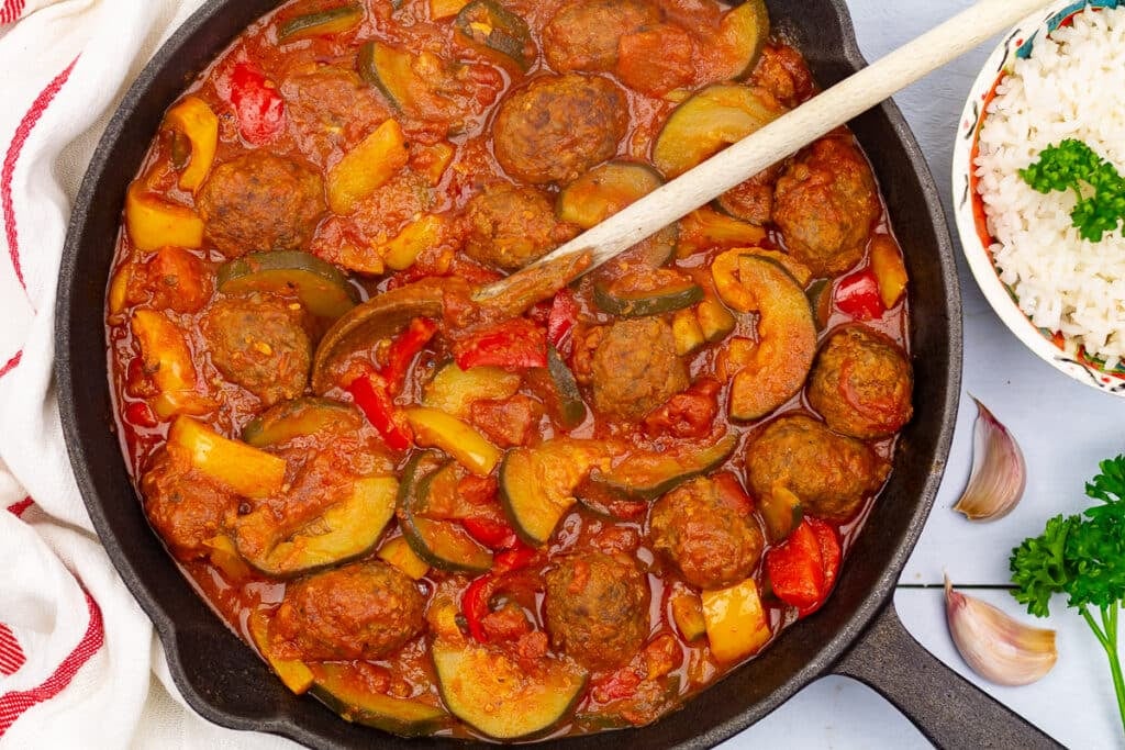 Kofta in tomato sauce