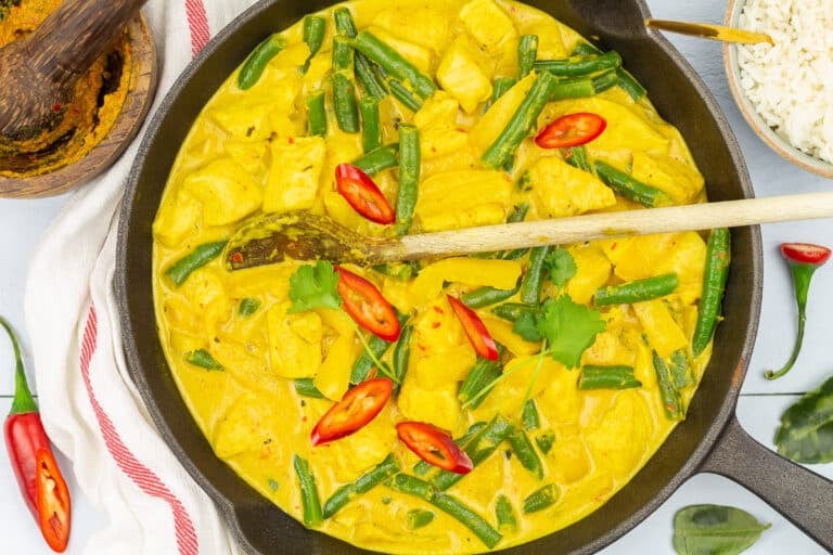 Chicken yellow curry